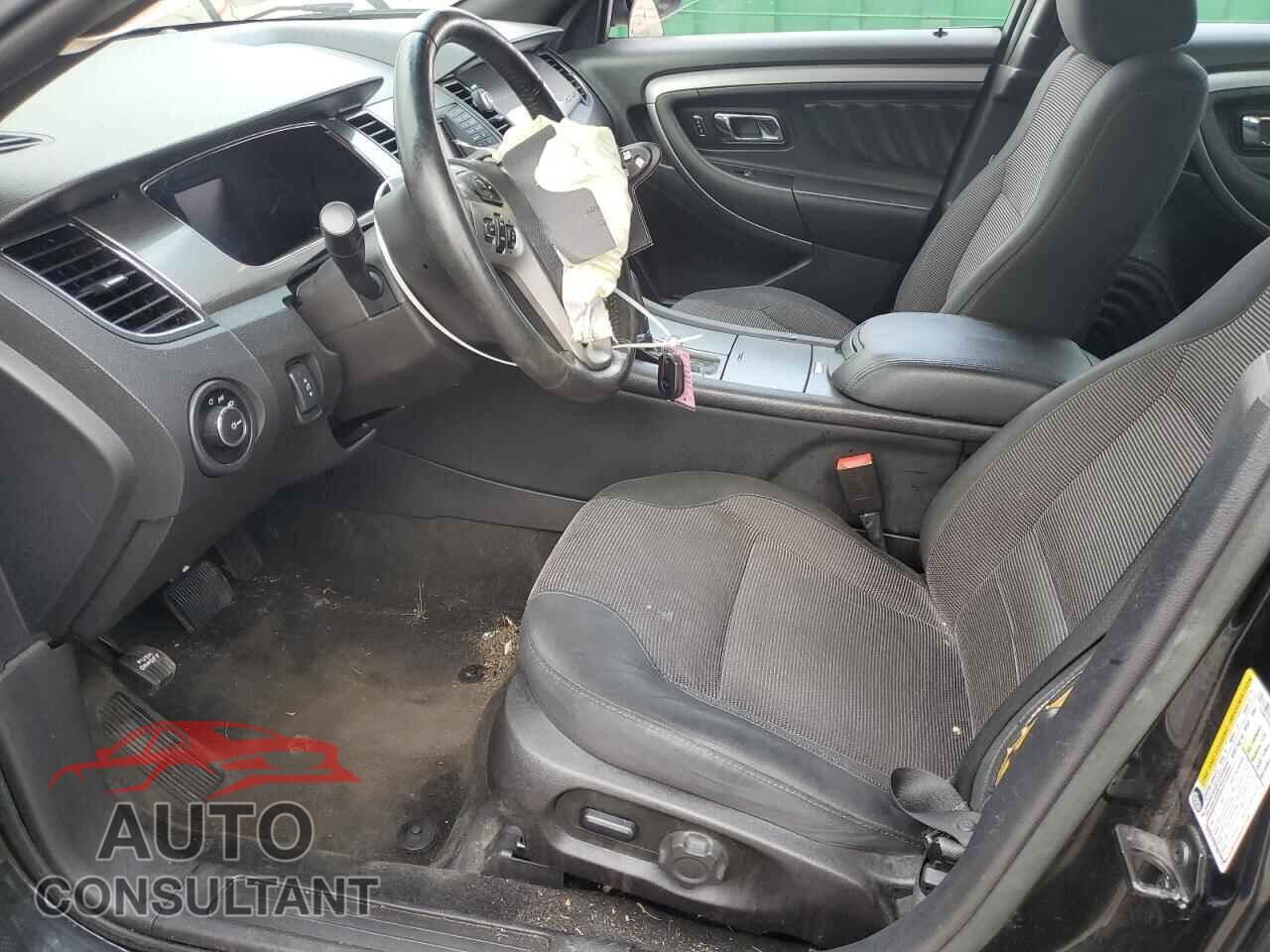 FORD TAURUS 2015 - 1FAHP2E89FG123570