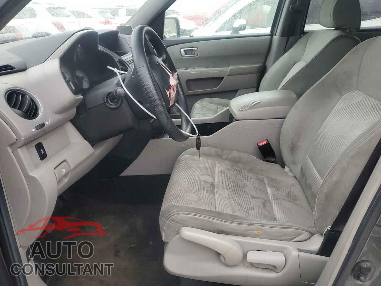 HONDA PILOT 2012 - 5FNYF4H21CB022495