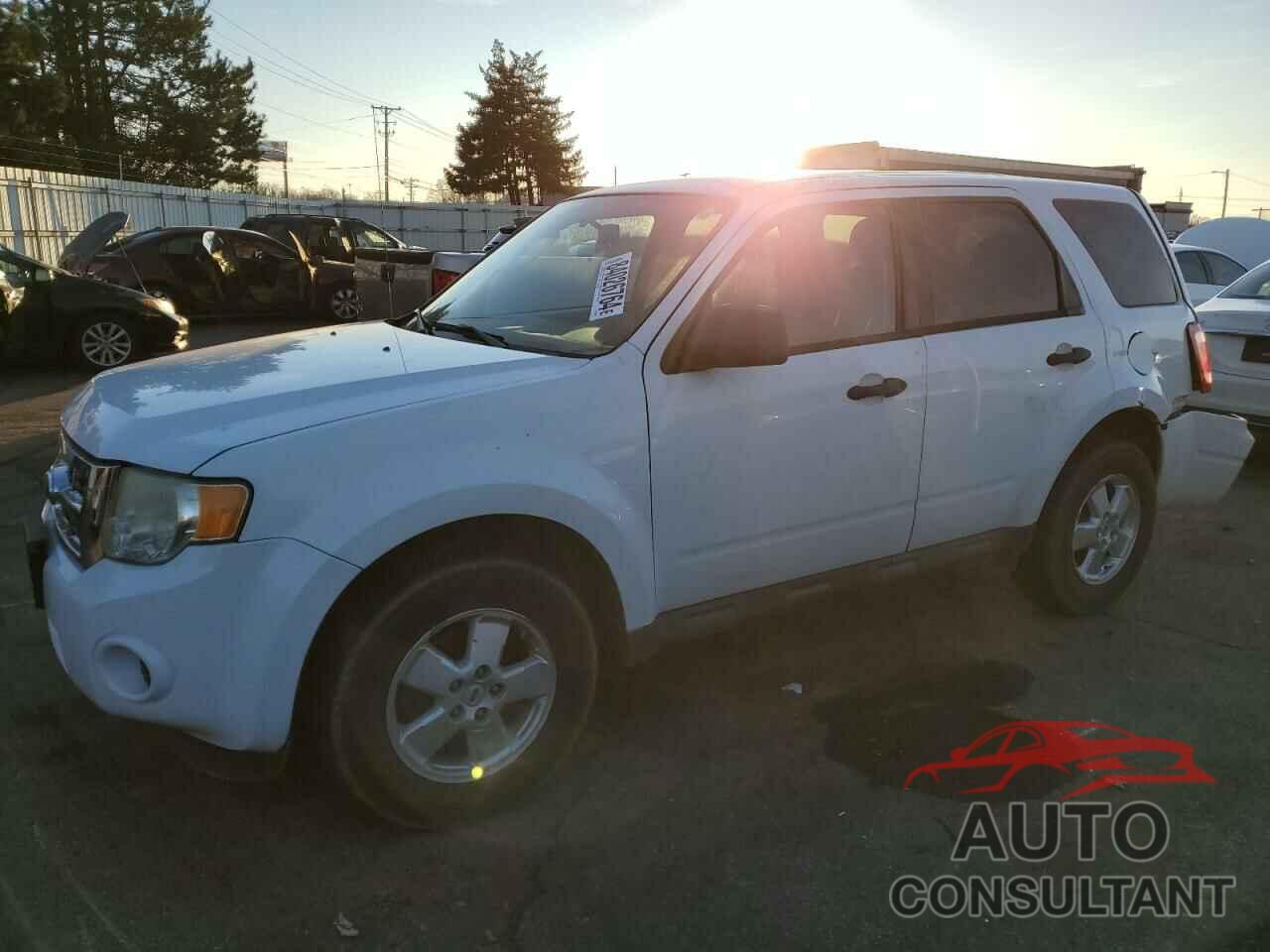 FORD ESCAPE 2011 - 1FMCU9C78BKC30323