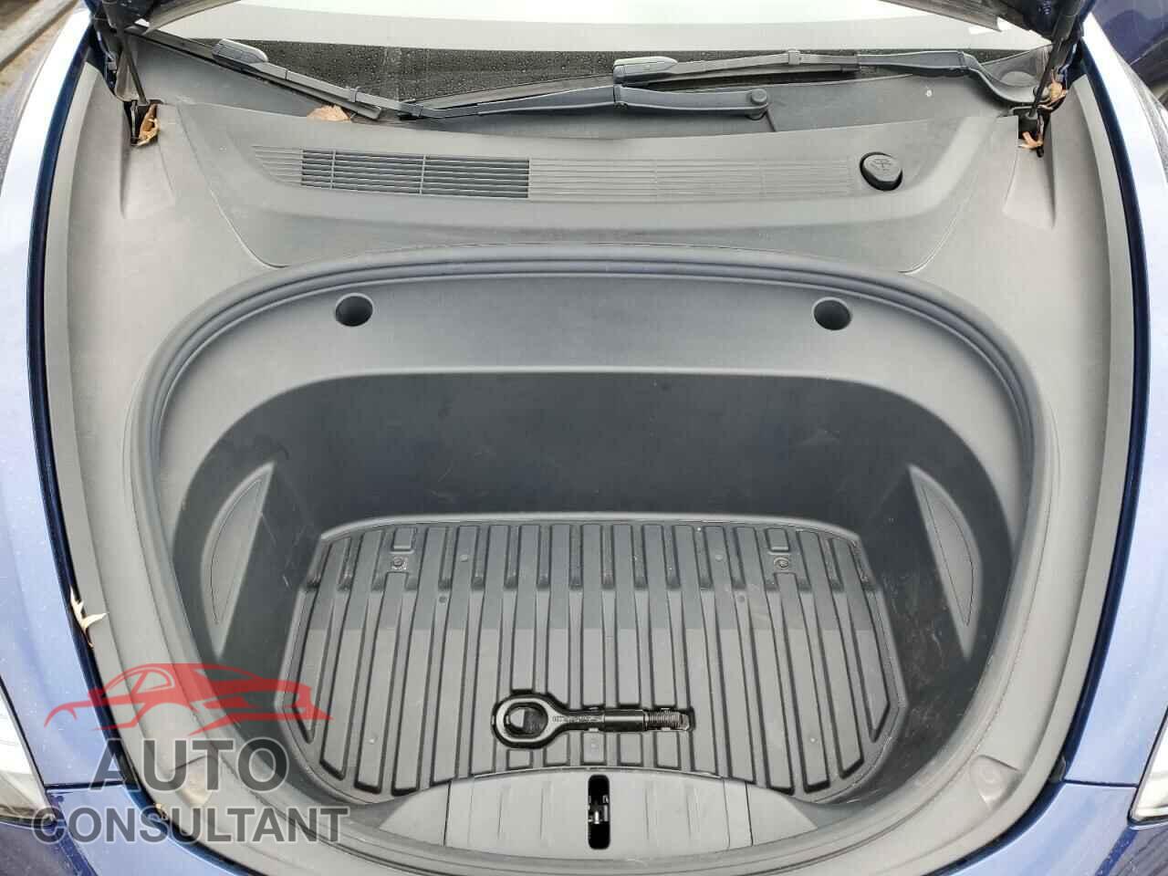 TESLA MODEL 3 2022 - 5YJ3E1EA6NF304397
