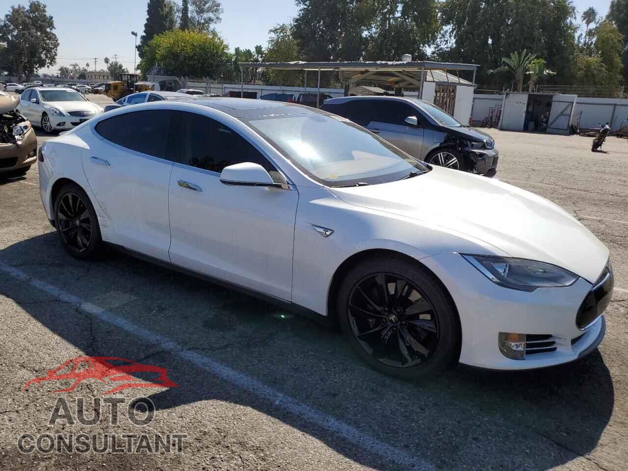 TESLA MODEL S 2013 - 5YJSA1CP7DFP15658