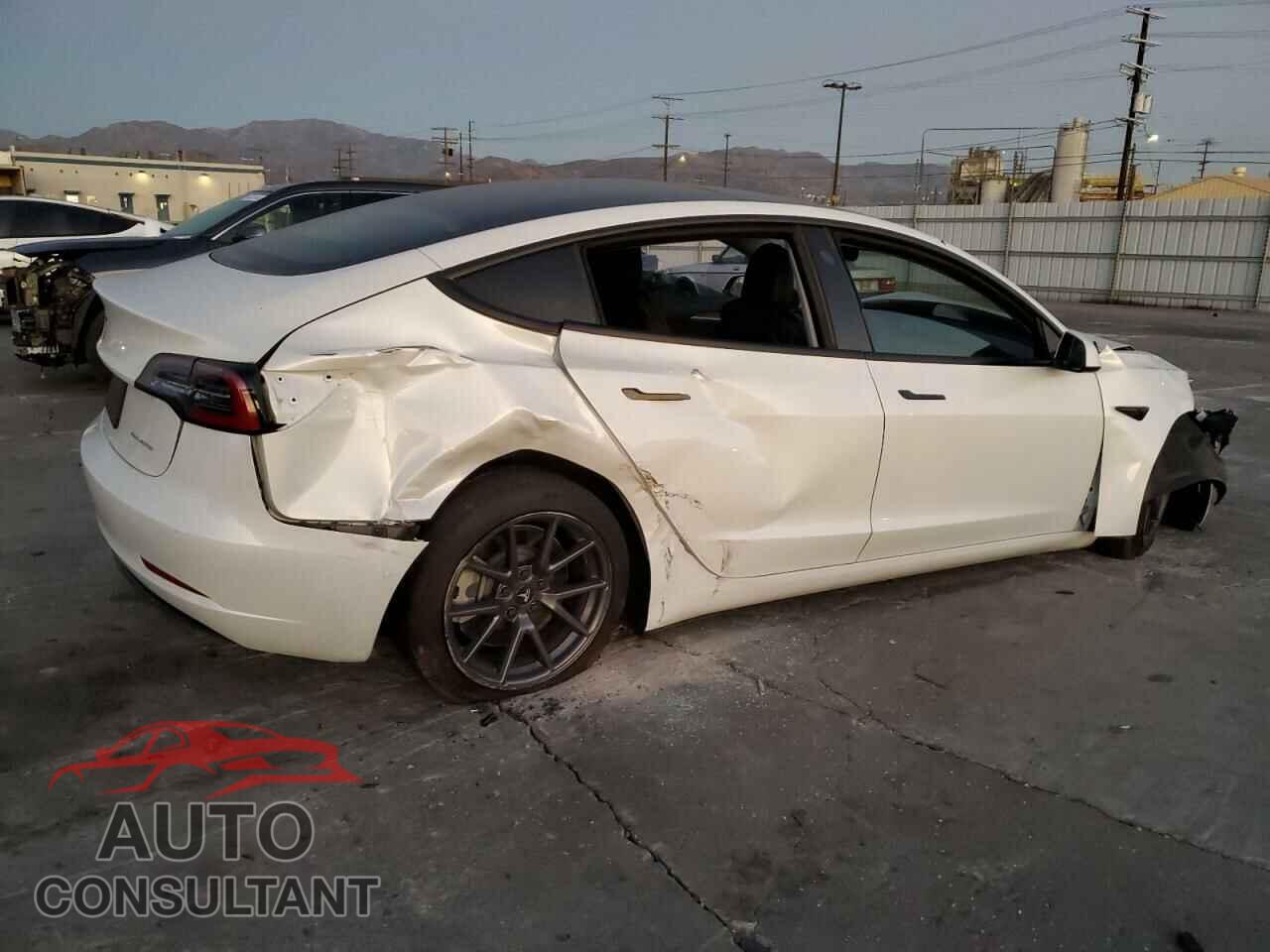 TESLA MODEL 3 2021 - 5YJ3E1EA7MF075355
