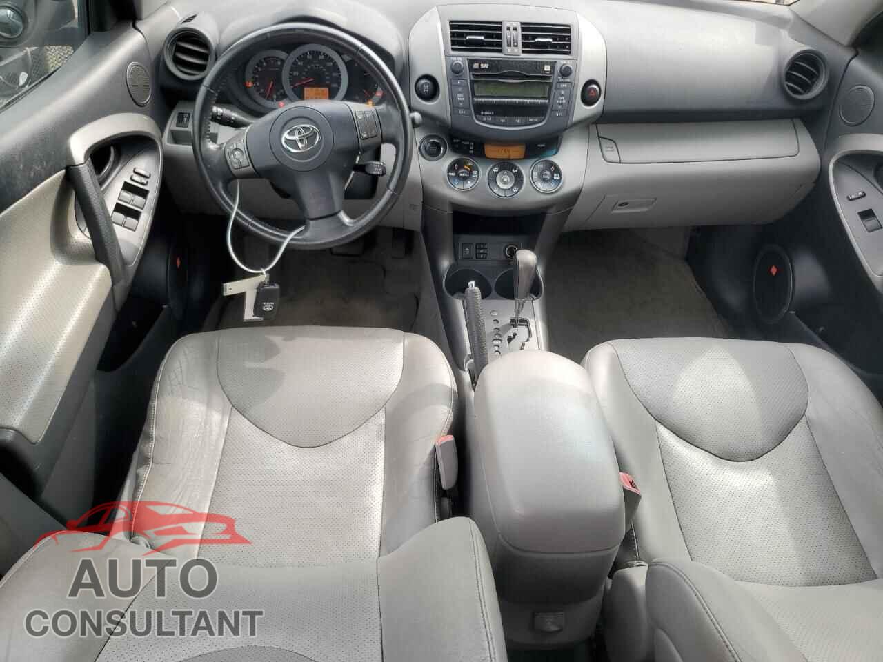 TOYOTA RAV4 2011 - 2T3DF4DV5BW153310
