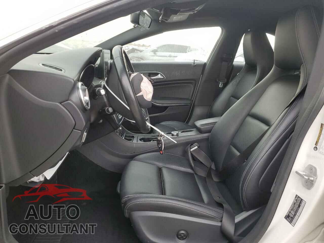 MERCEDES-BENZ CLA-CLASS 2017 - WDDSJ4EB1HN444581