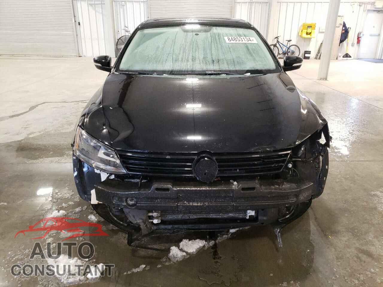 VOLKSWAGEN JETTA 2012 - 3VWLL7AJ8CM401525