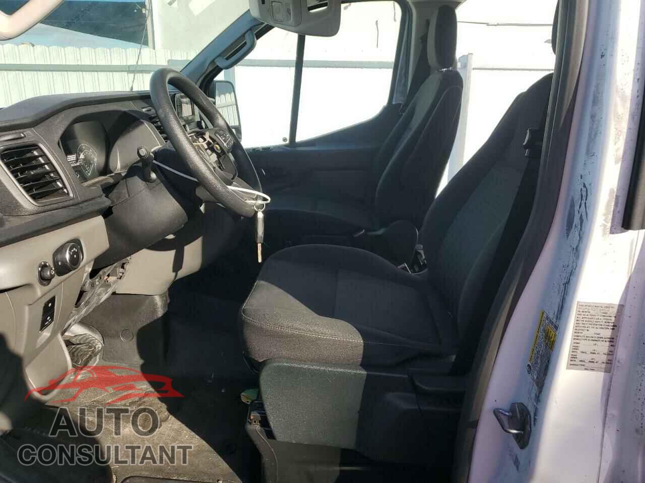 FORD TRANSIT 2023 - 1FTBR1Y8XPKB11653