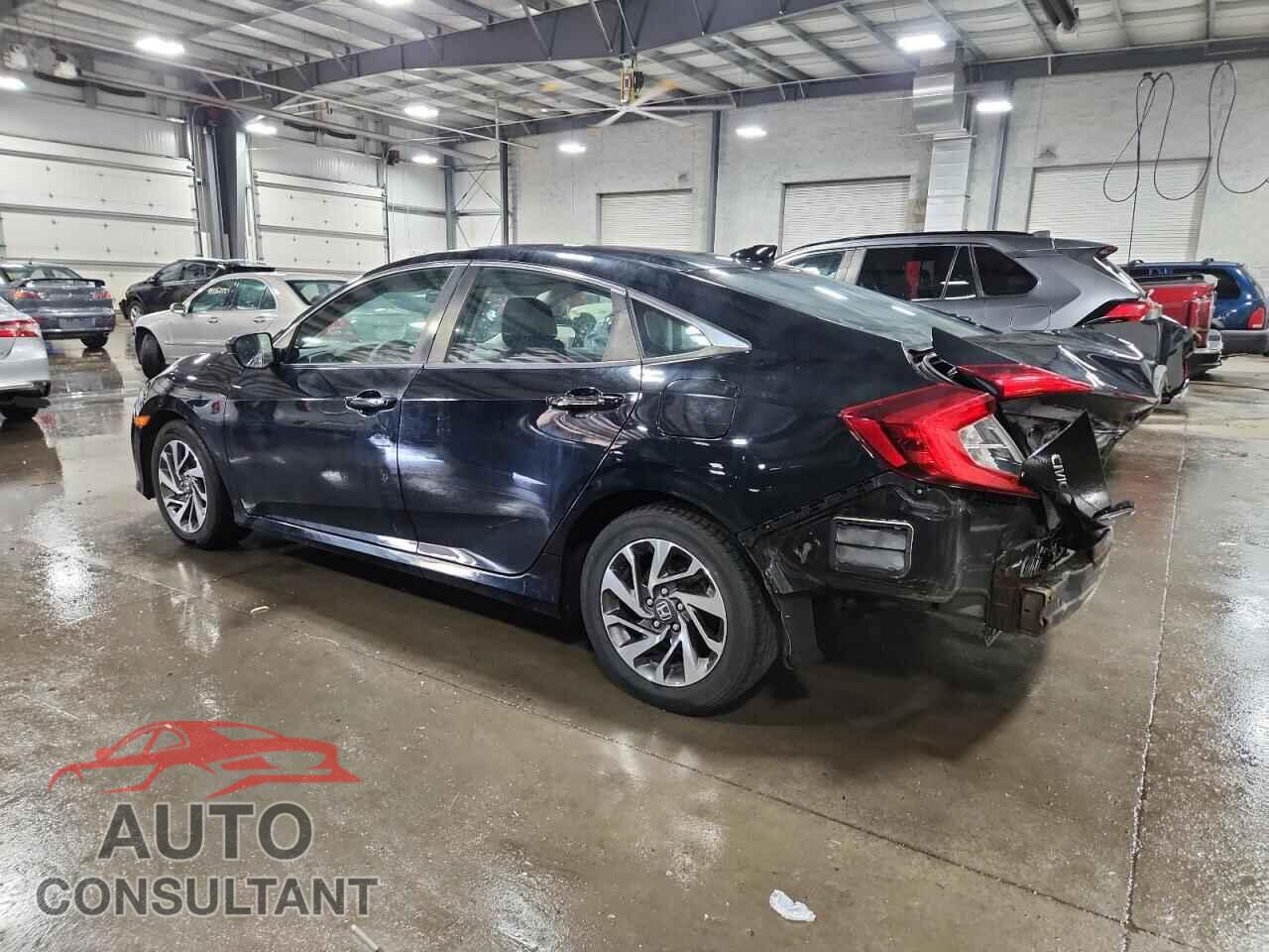 HONDA CIVIC 2017 - 19XFC2F78HE081785