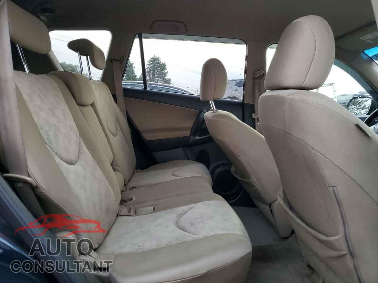 TOYOTA RAV4 2011 - 2T3BF4DV1BW096742