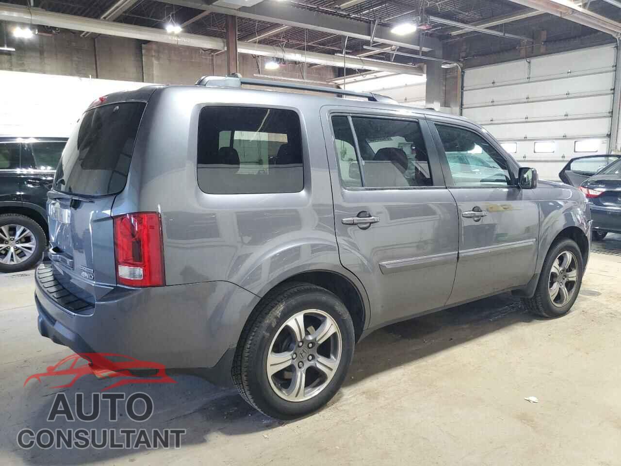 HONDA PILOT 2015 - 5FNYF4H37FB074372