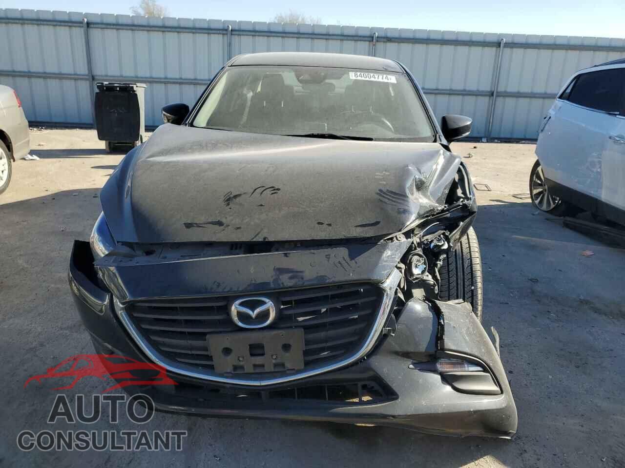 MAZDA 3 2018 - 3MZBN1U79JM210535