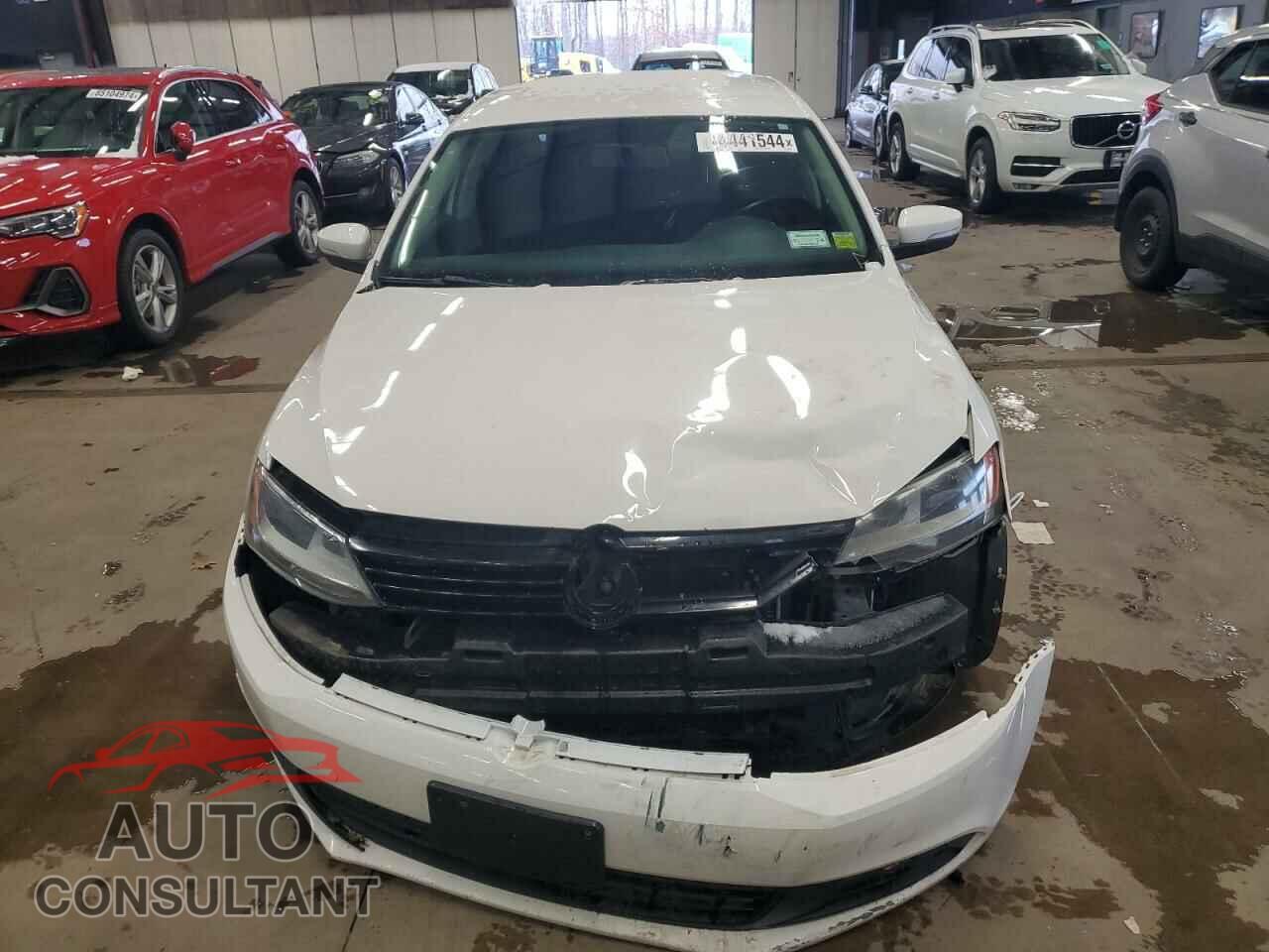 VOLKSWAGEN JETTA 2012 - 3VWDX7AJ8CM306018