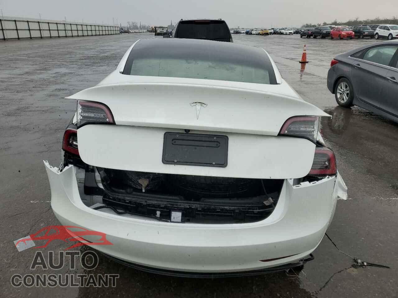 TESLA MODEL 3 2023 - 5YJ3E1EA8PF562617