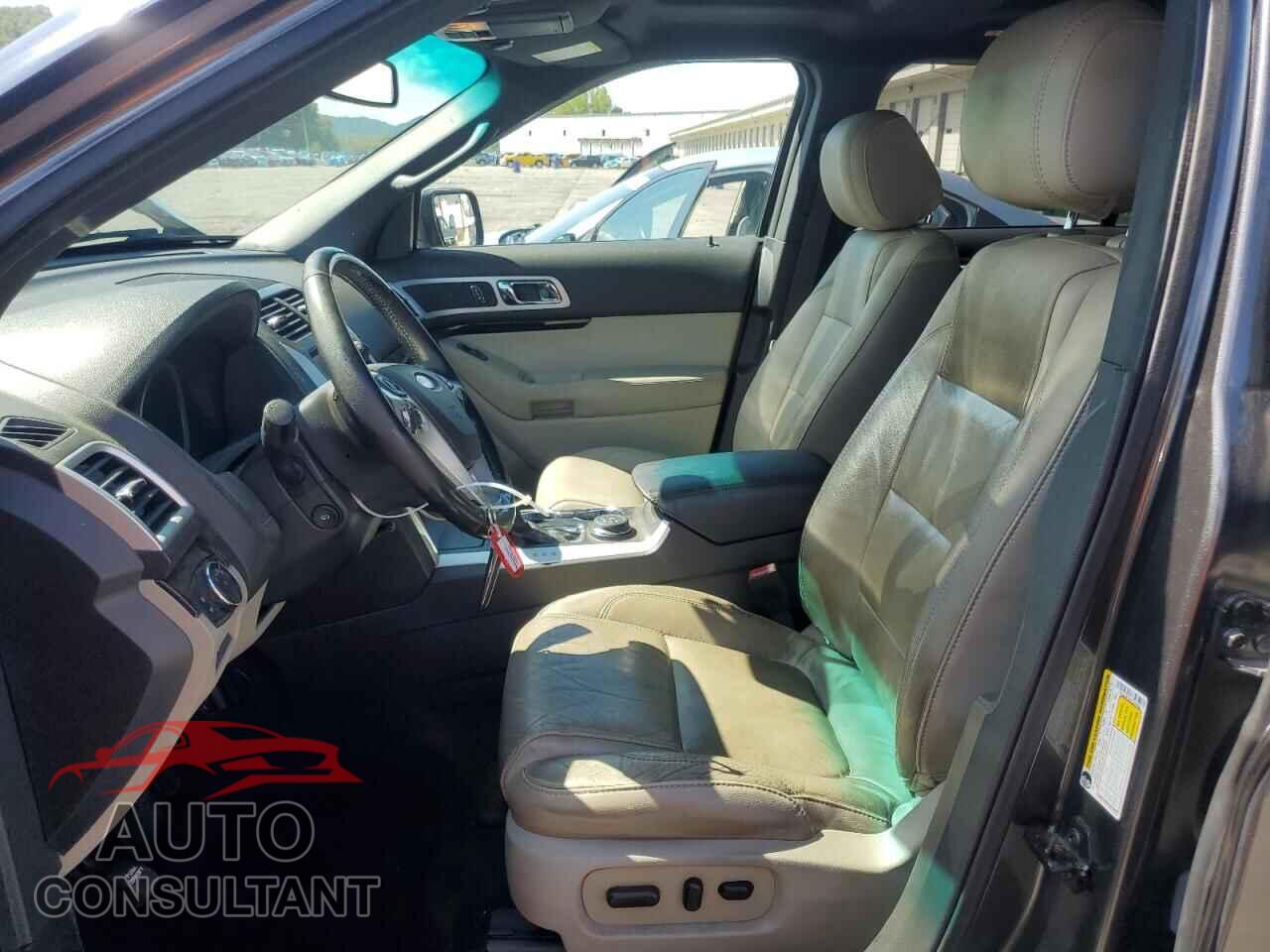 FORD EXPLORER 2015 - 1FM5K8F8XFGA39461
