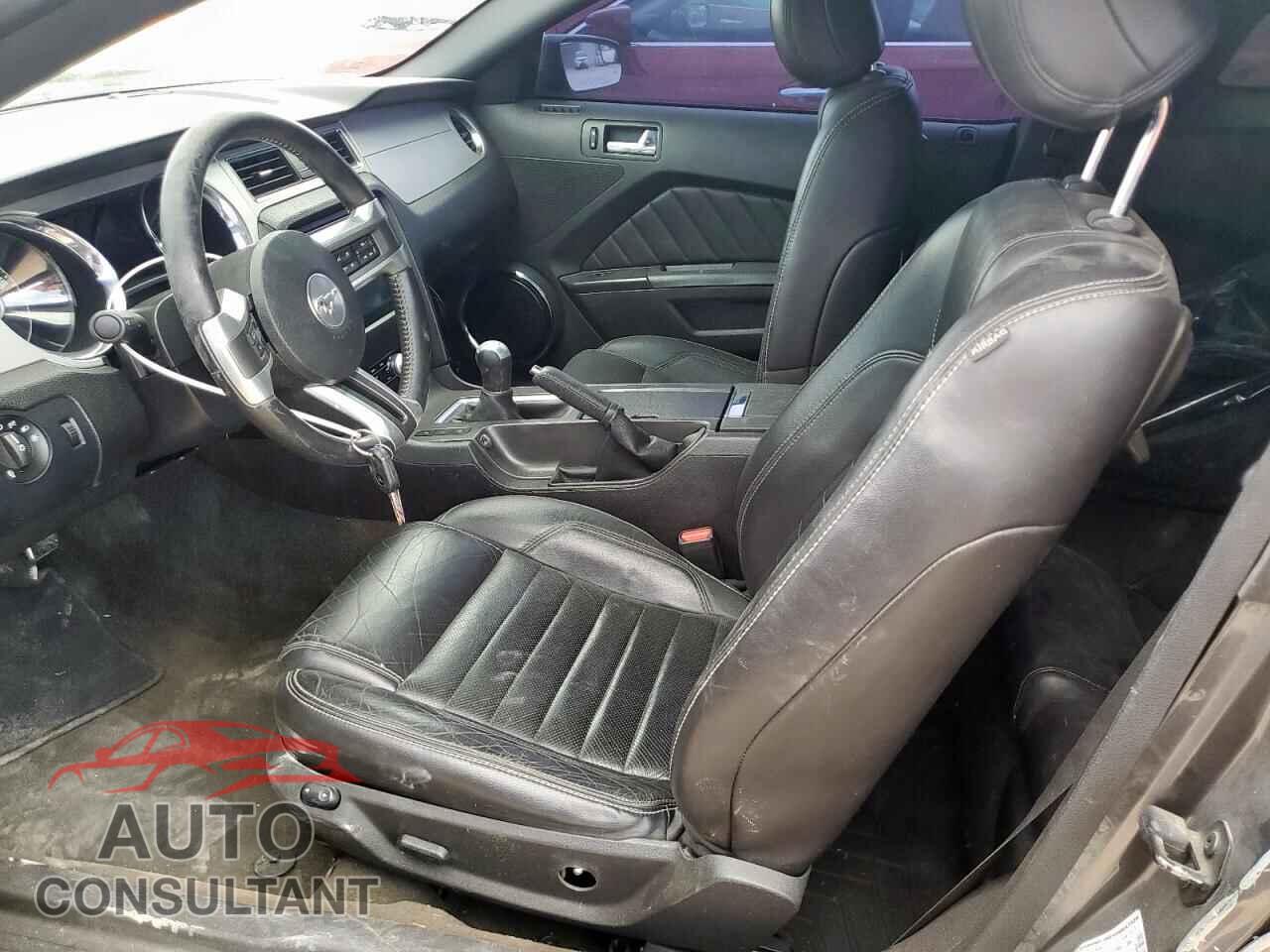 FORD MUSTANG 2014 - 1ZVBP8CF0E5204744