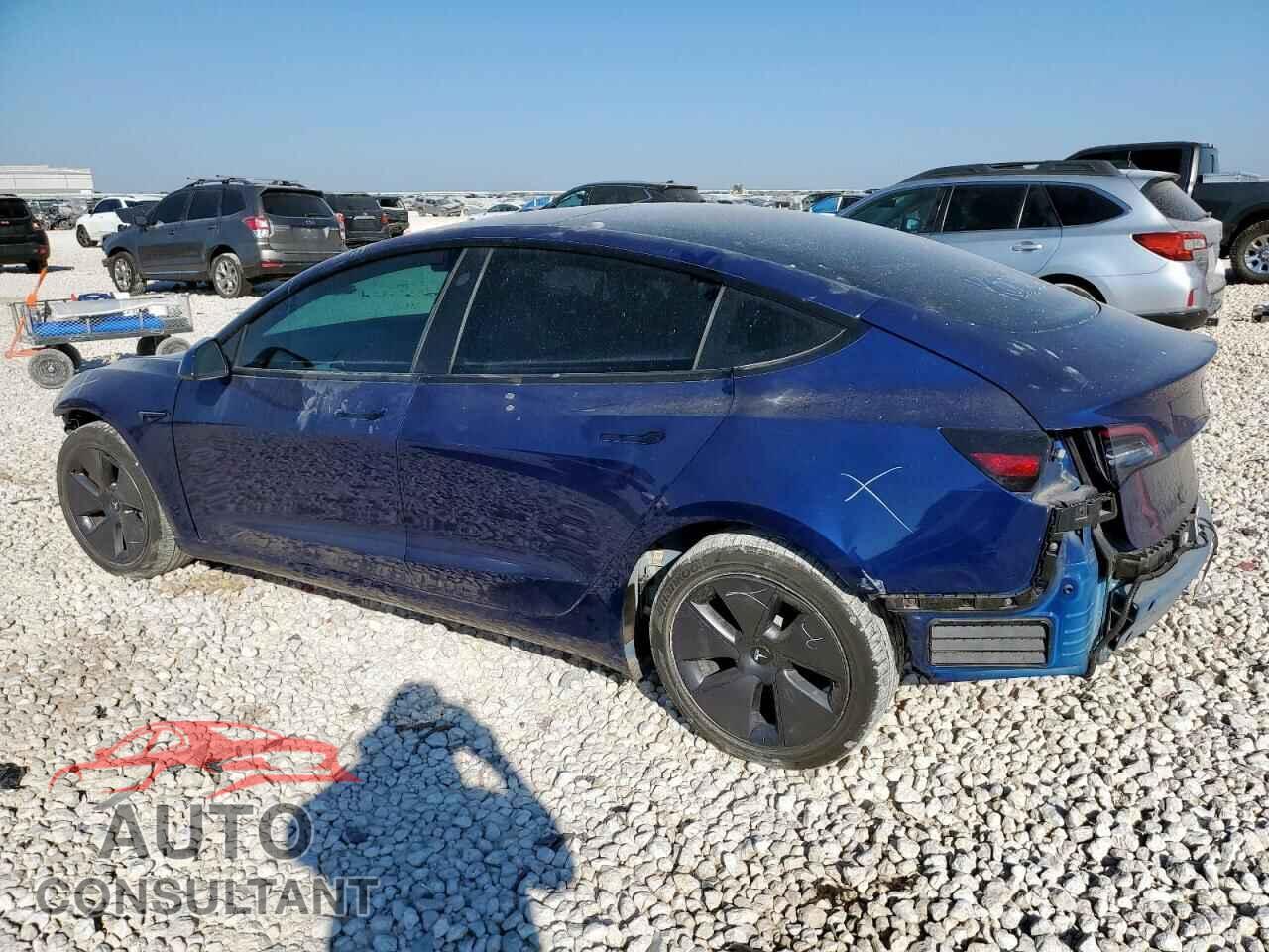 TESLA MODEL 3 2022 - 5YJ3E1EB9NF313085