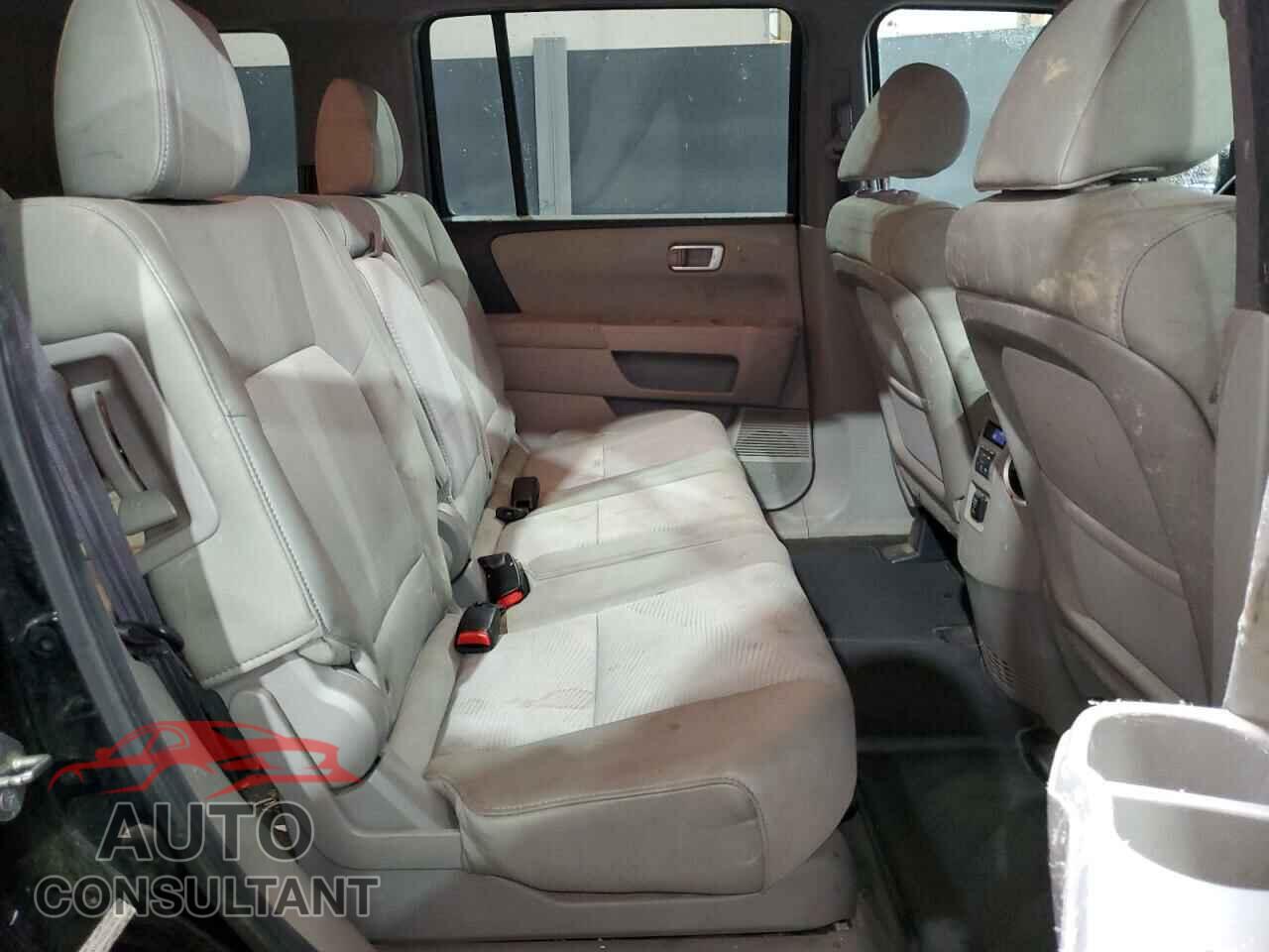 HONDA PILOT 2013 - 5FNYF3H22DB014675