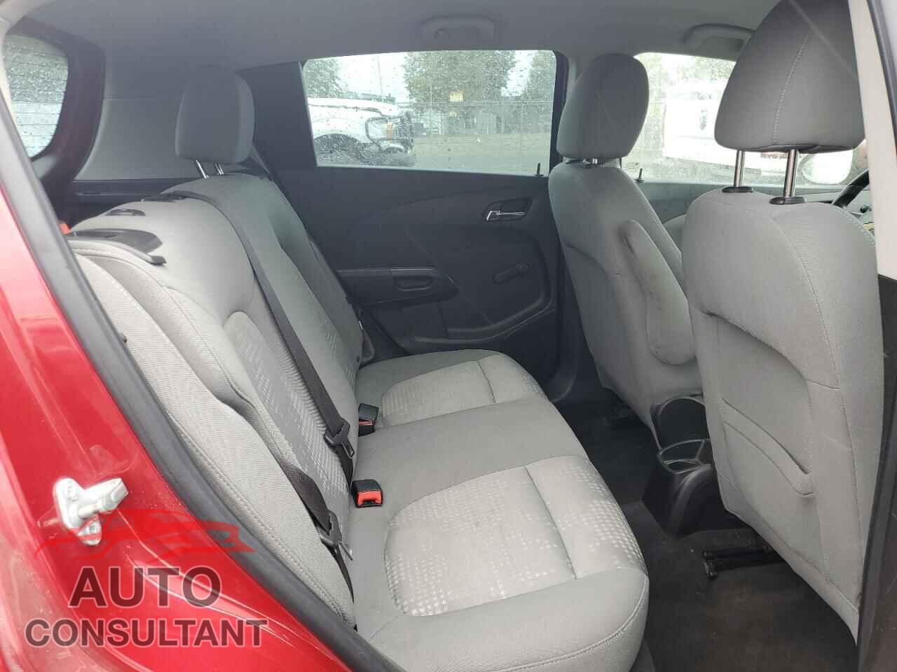 CHEVROLET SONIC 2012 - 1G1JA6SH4C4209965