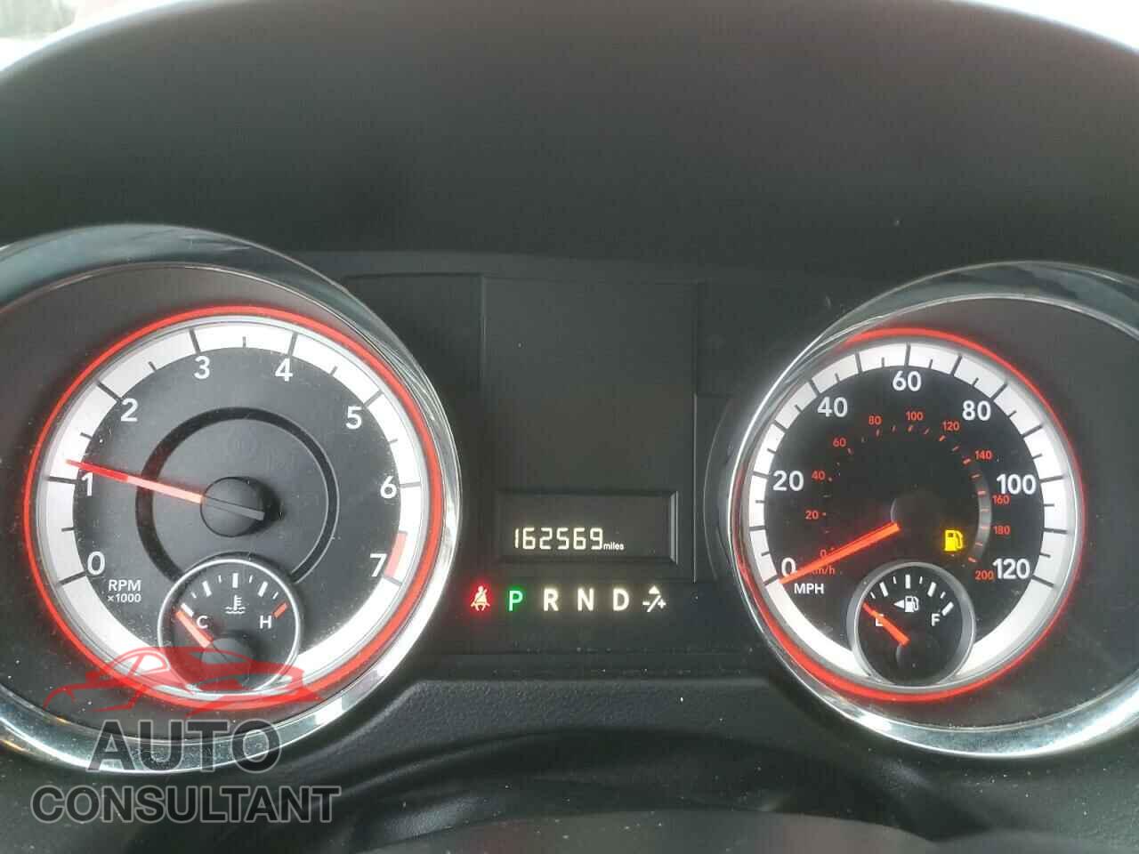 DODGE CARAVAN 2015 - 2C4RDGCG4FR558980