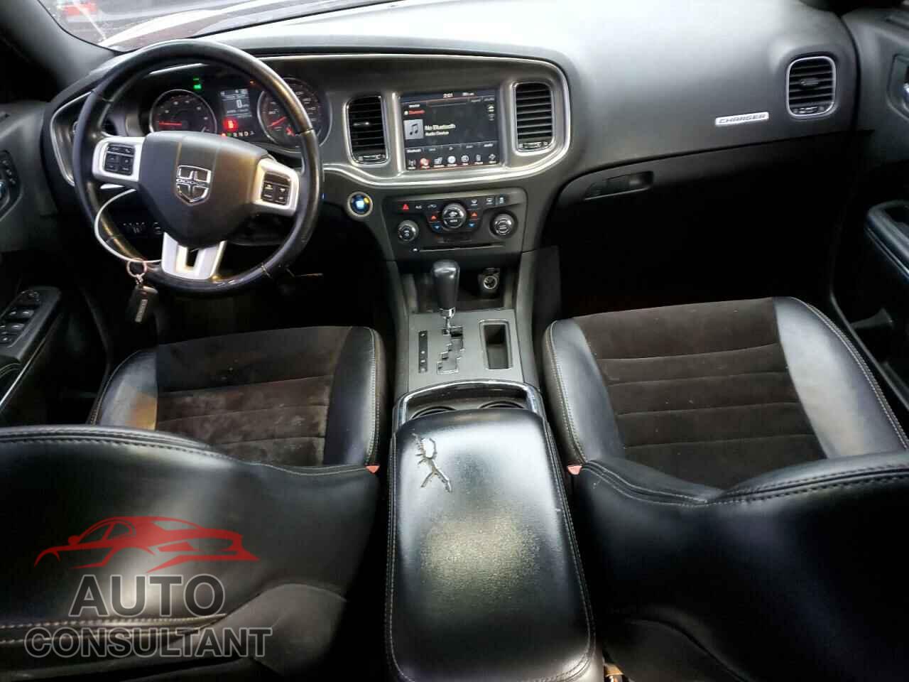 DODGE CHARGER 2011 - 2B3CL5CT3BH504663