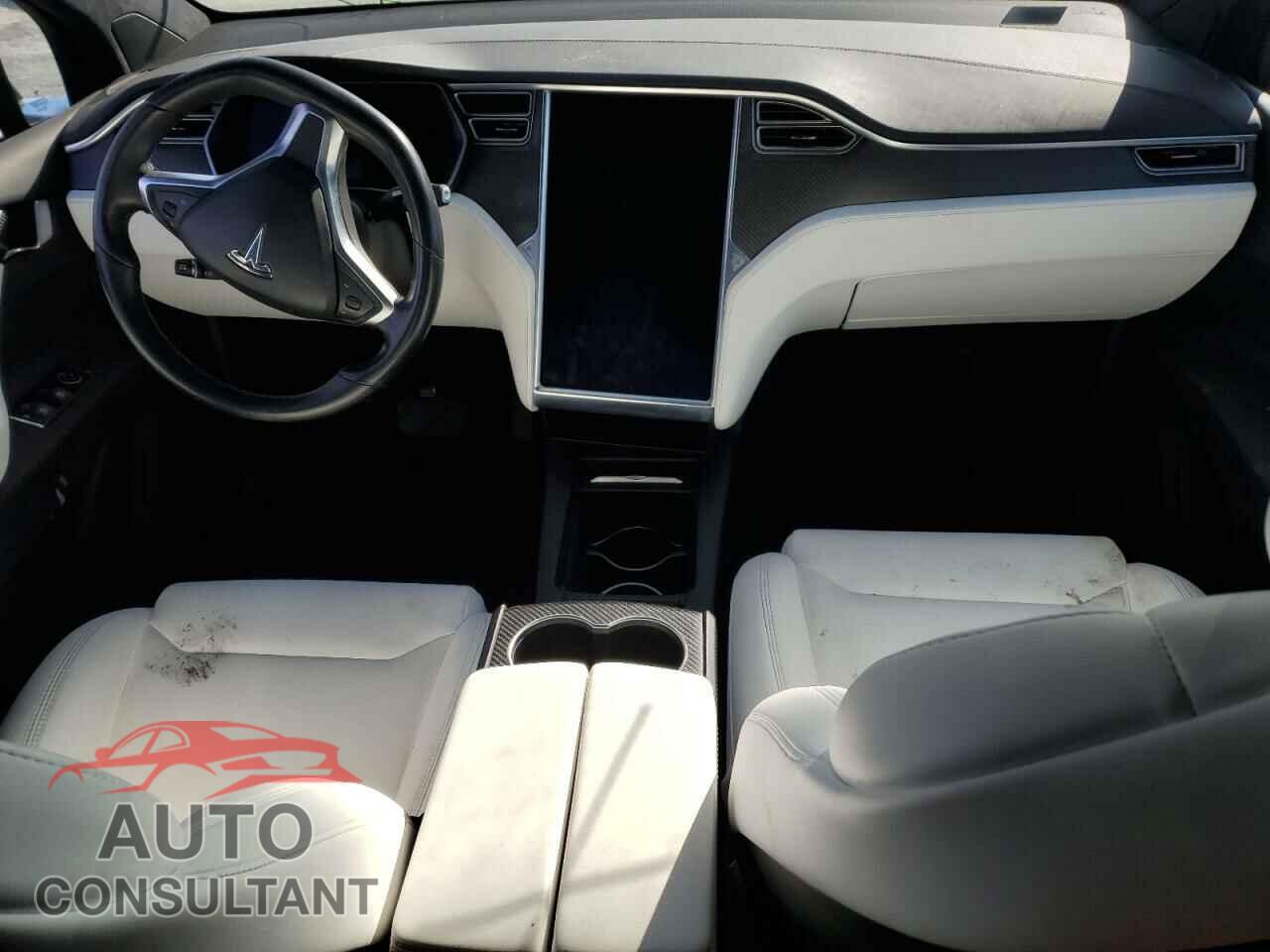 TESLA MODEL X 2018 - 5YJXCBE29JF087718