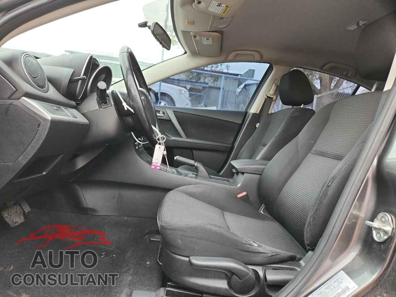 MAZDA 3 2012 - JM1BL1V88C1550064