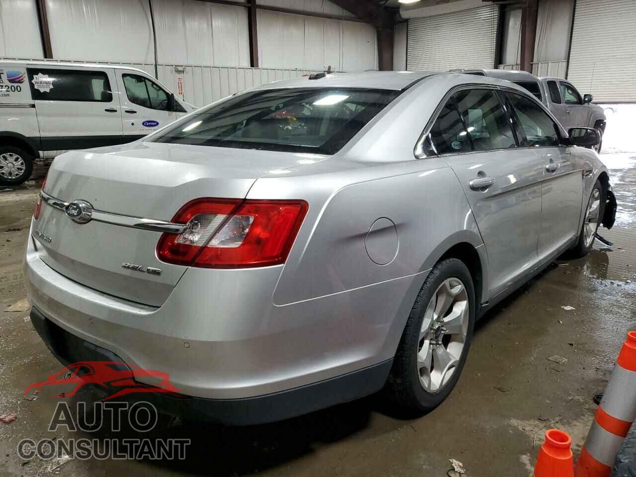 FORD TAURUS 2012 - 1FAHP2HW4CG138208