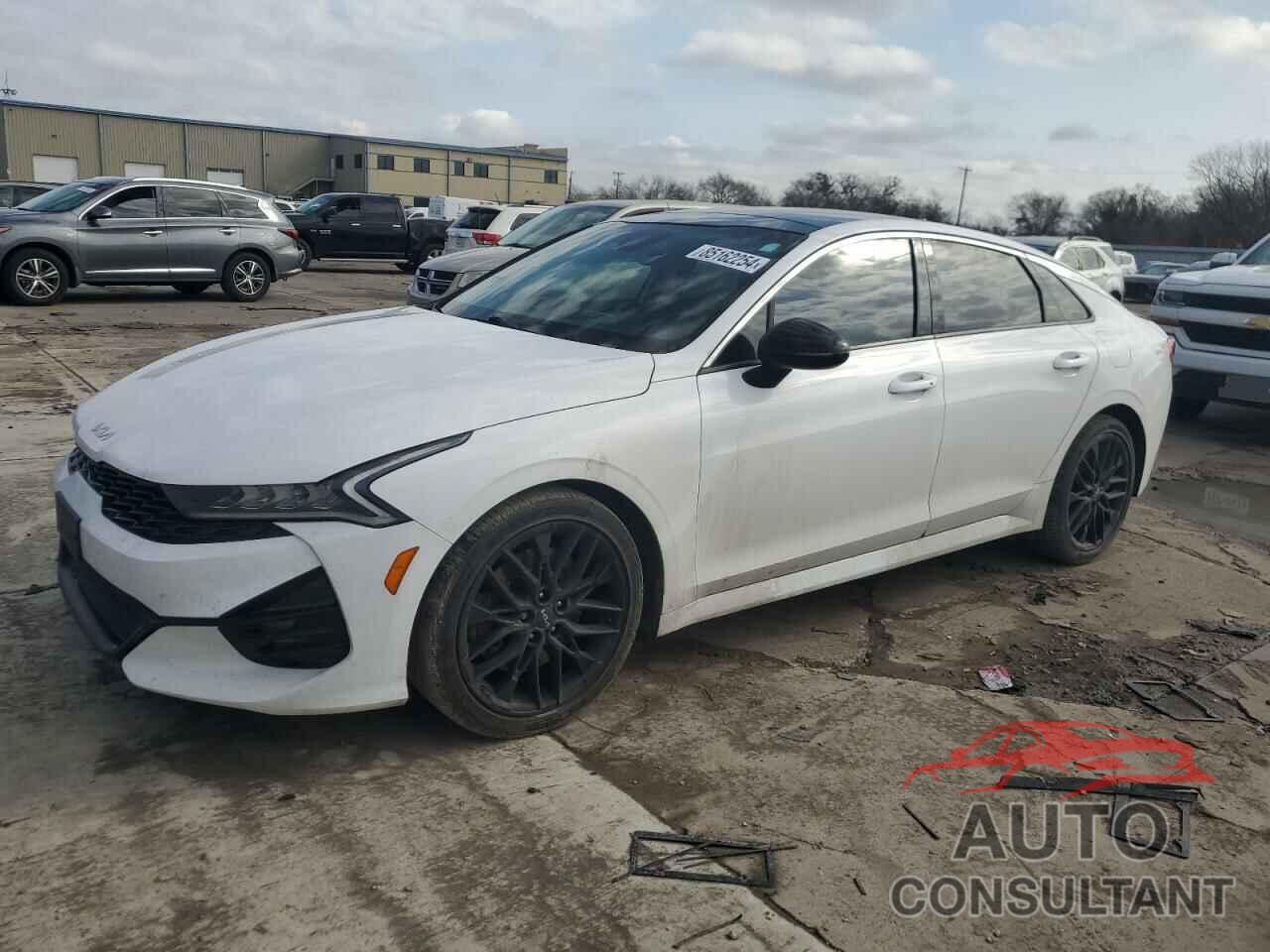 KIA K5 2022 - 5XXG44J88NG094097