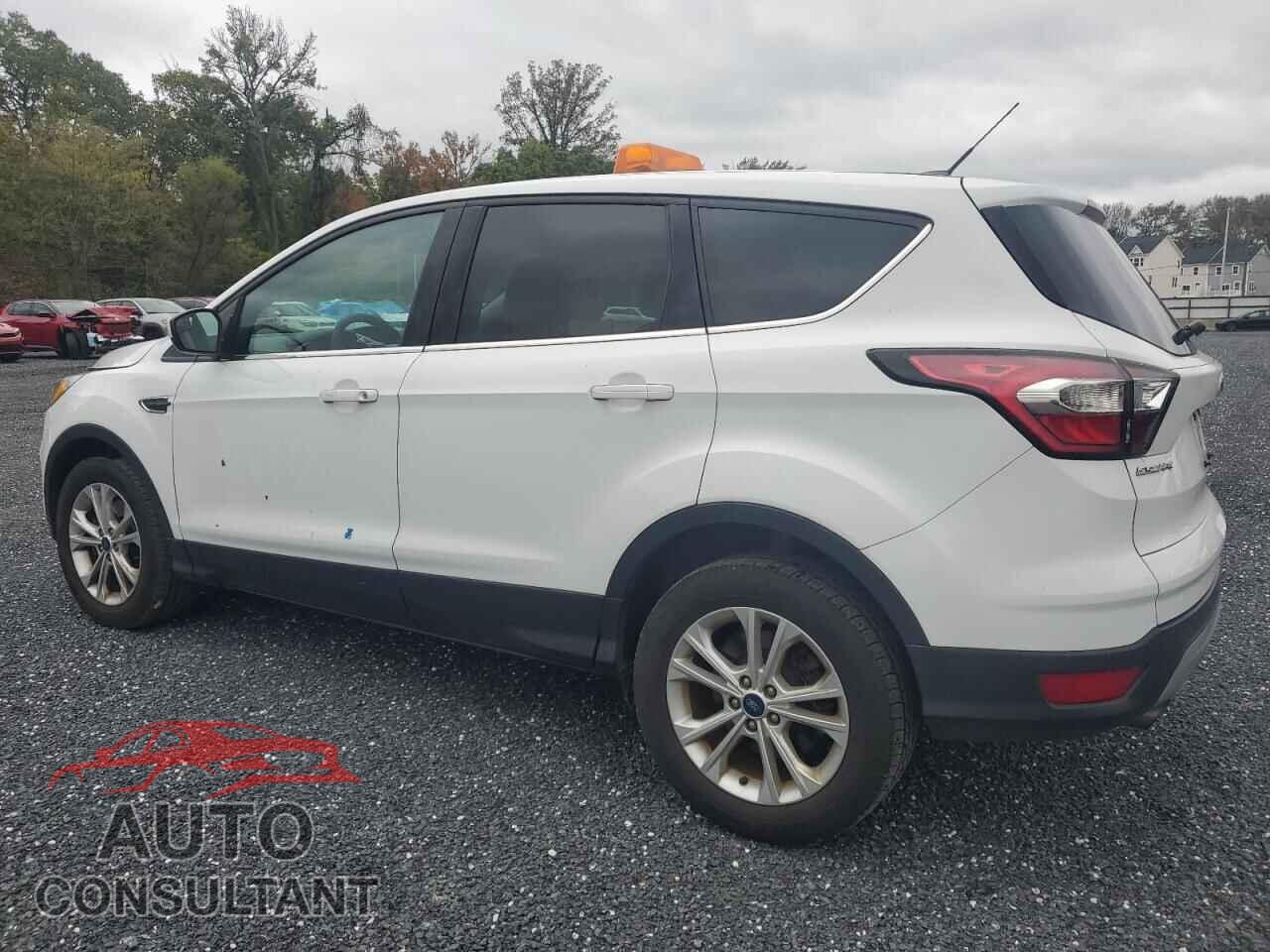 FORD ESCAPE 2017 - 1FMCU9GD0HUA89227