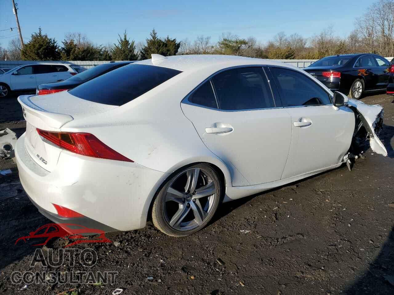 LEXUS IS 2018 - JTHC81D25J5027561