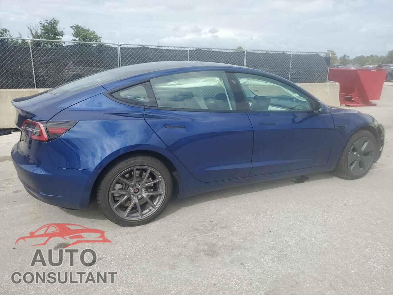 TESLA MODEL 3 2021 - 5YJ3E1EA3MF084523