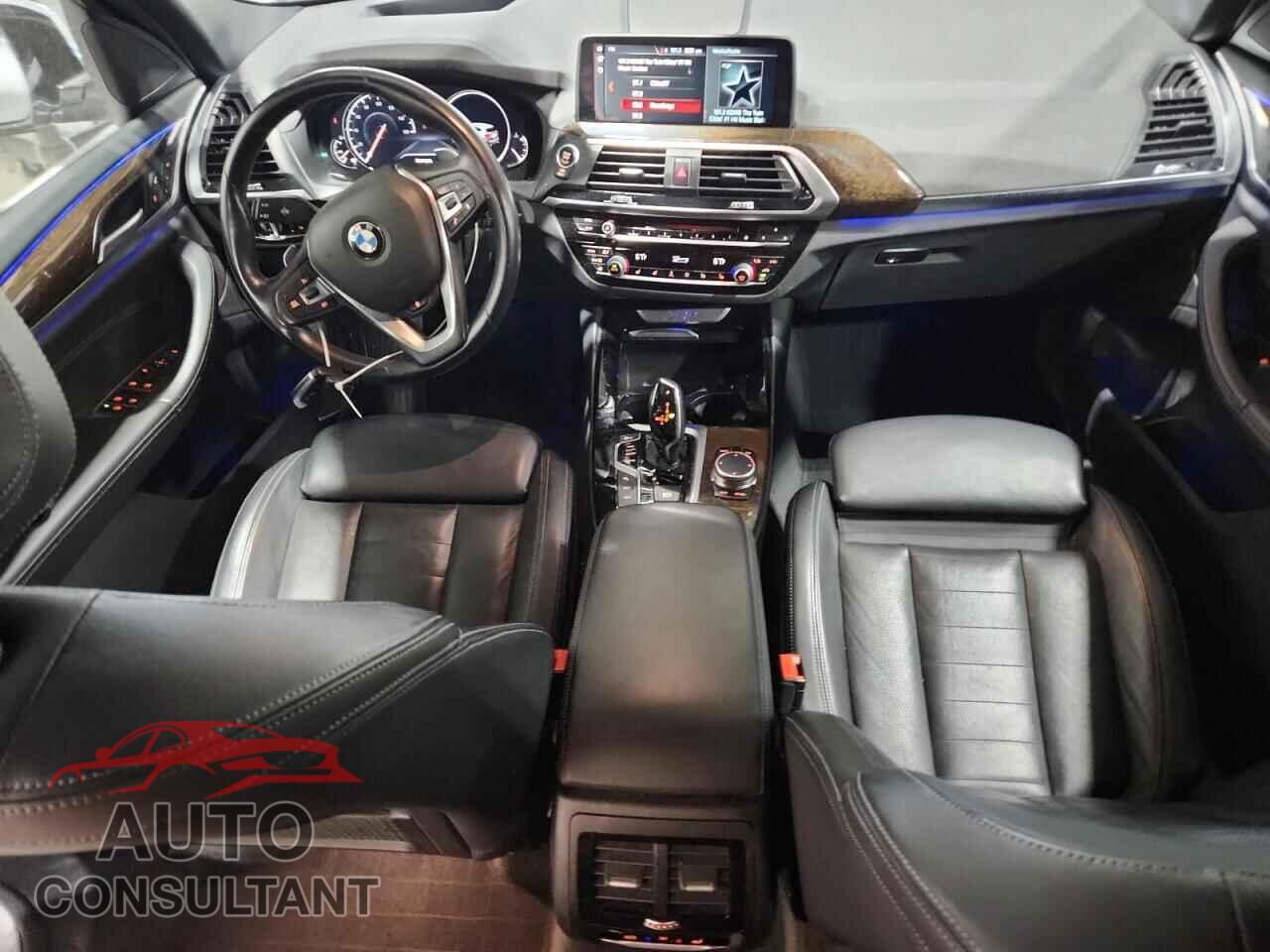 BMW X3 2018 - 5UXTR9C54JLD71078