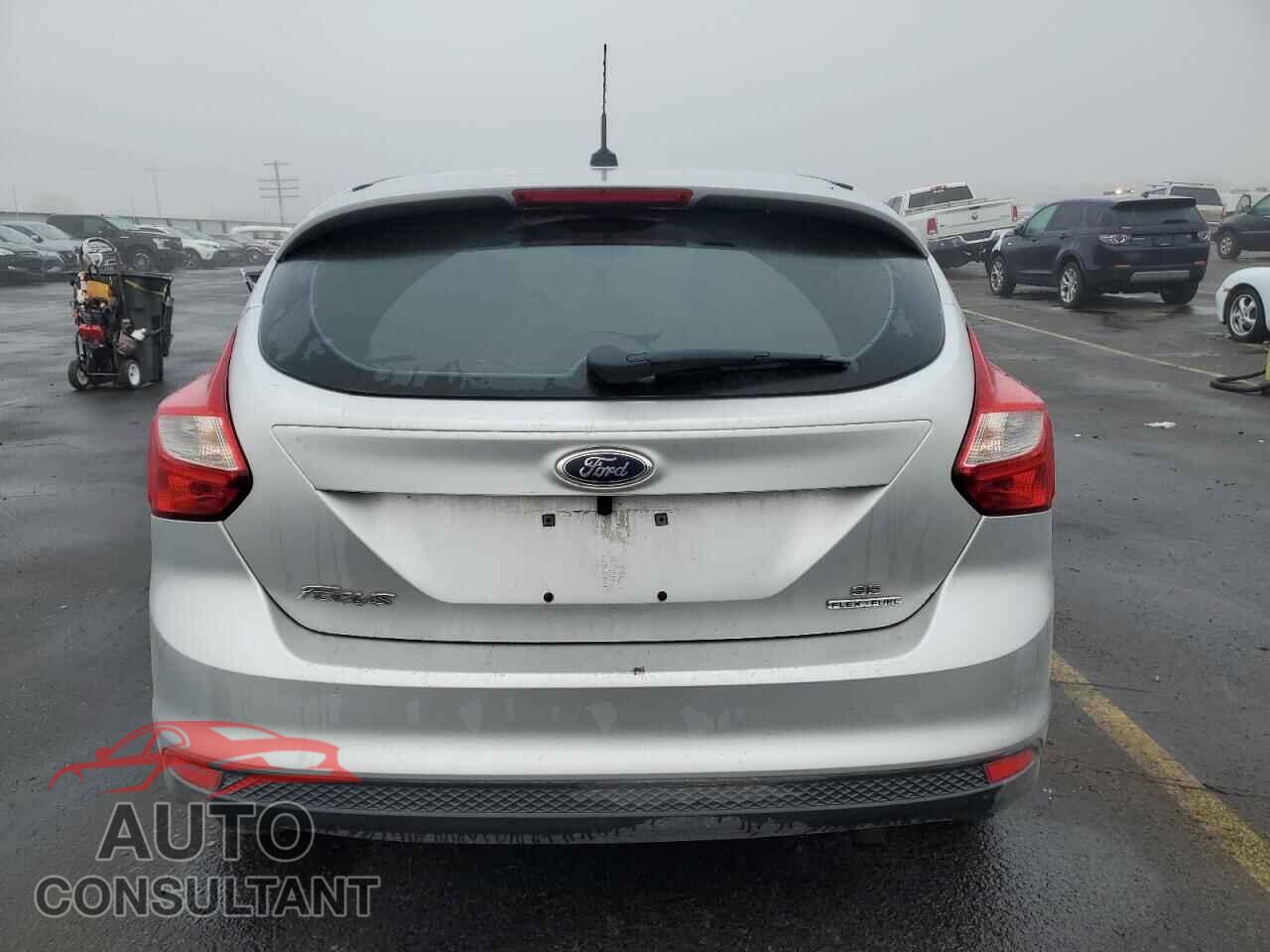 FORD FOCUS 2014 - 1FADP3K26EL270519