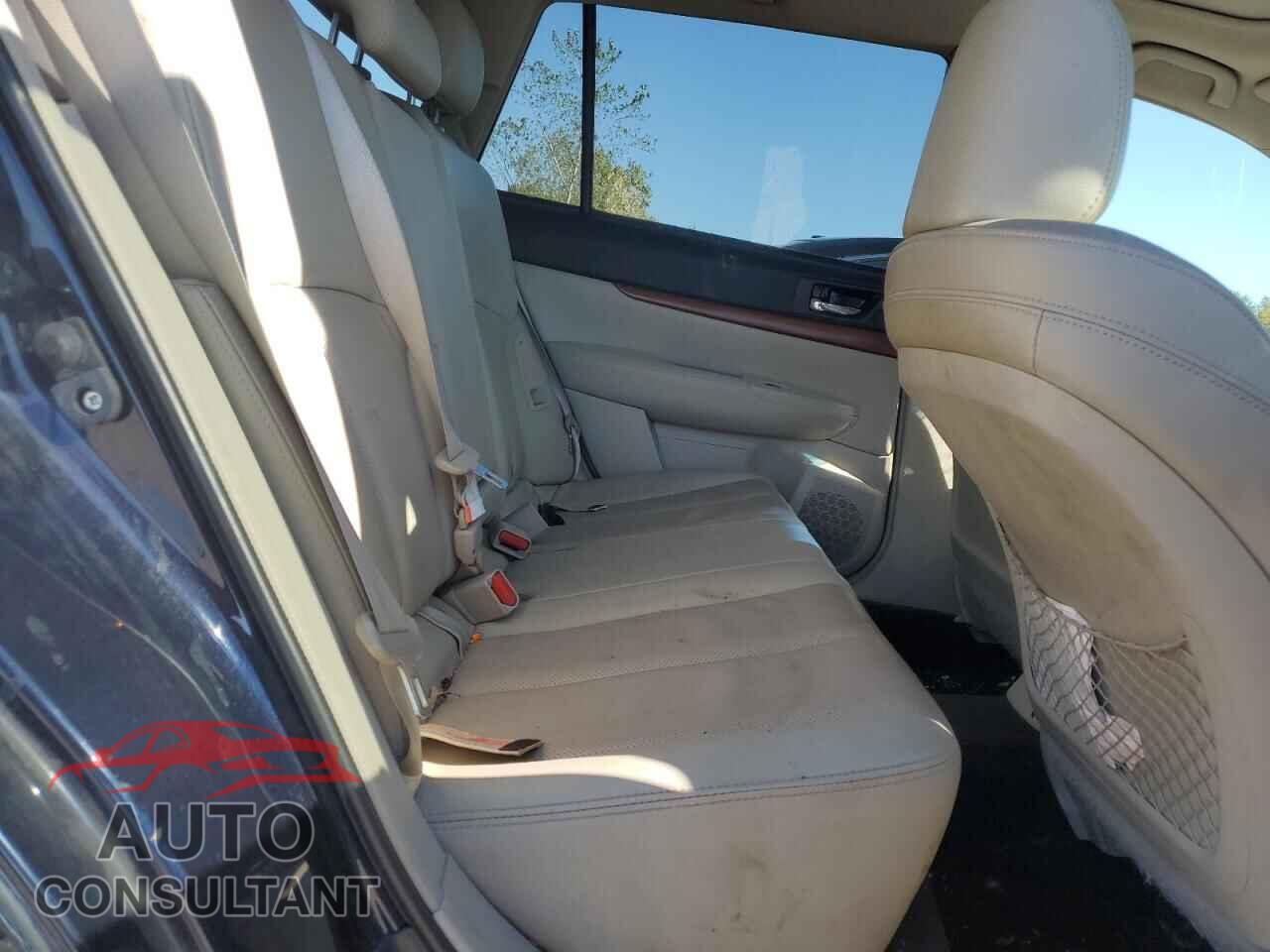 SUBARU OUTBACK 2014 - 4S4BRBLC1E3273420