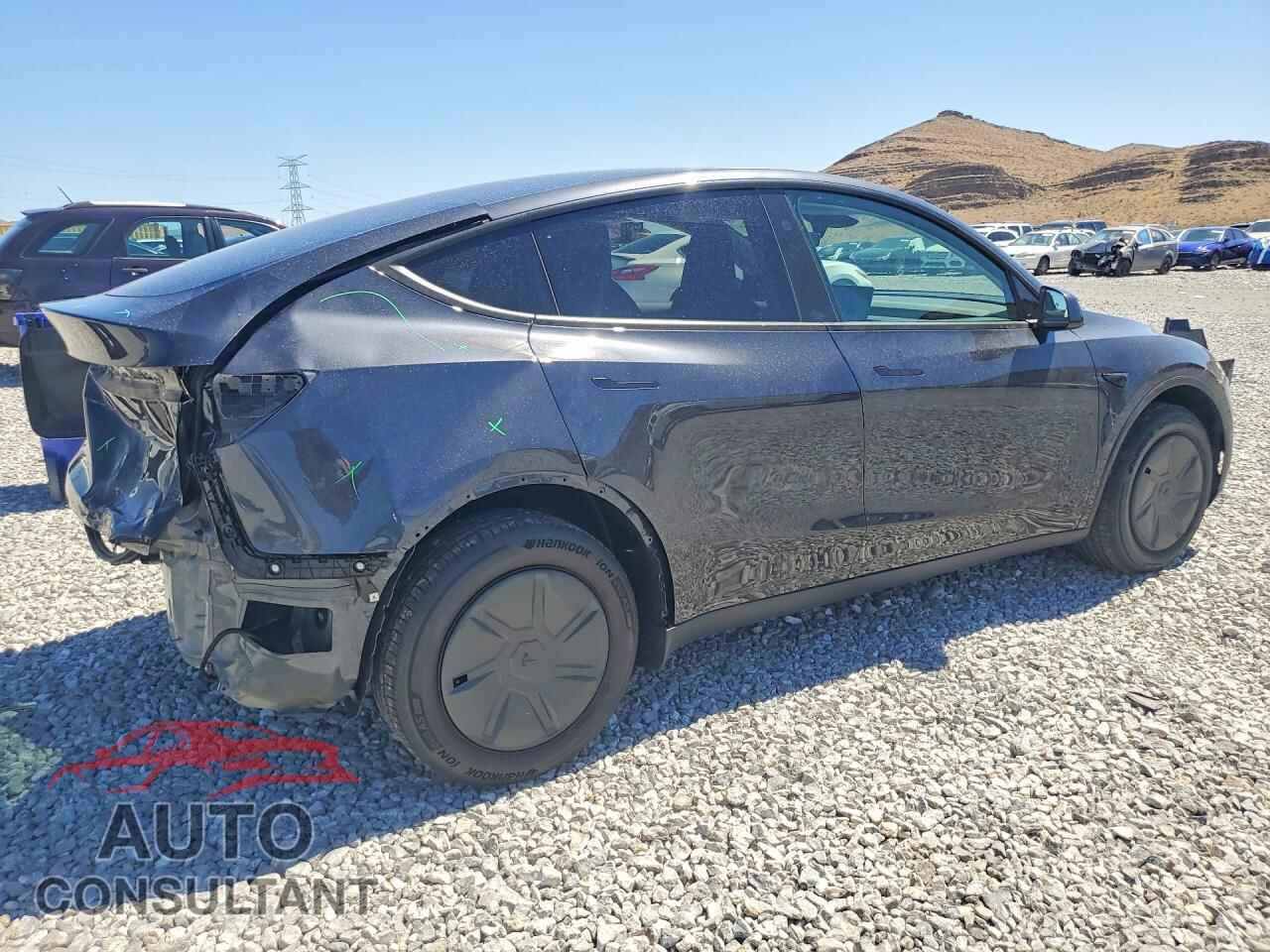 TESLA MODEL Y 2026 - 7SAYGDED8TA595560