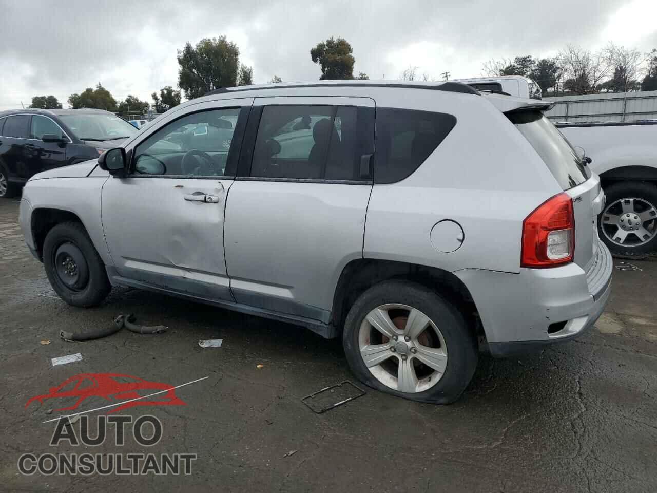 JEEP COMPASS 2011 - 1J4NT1FA3BD176632