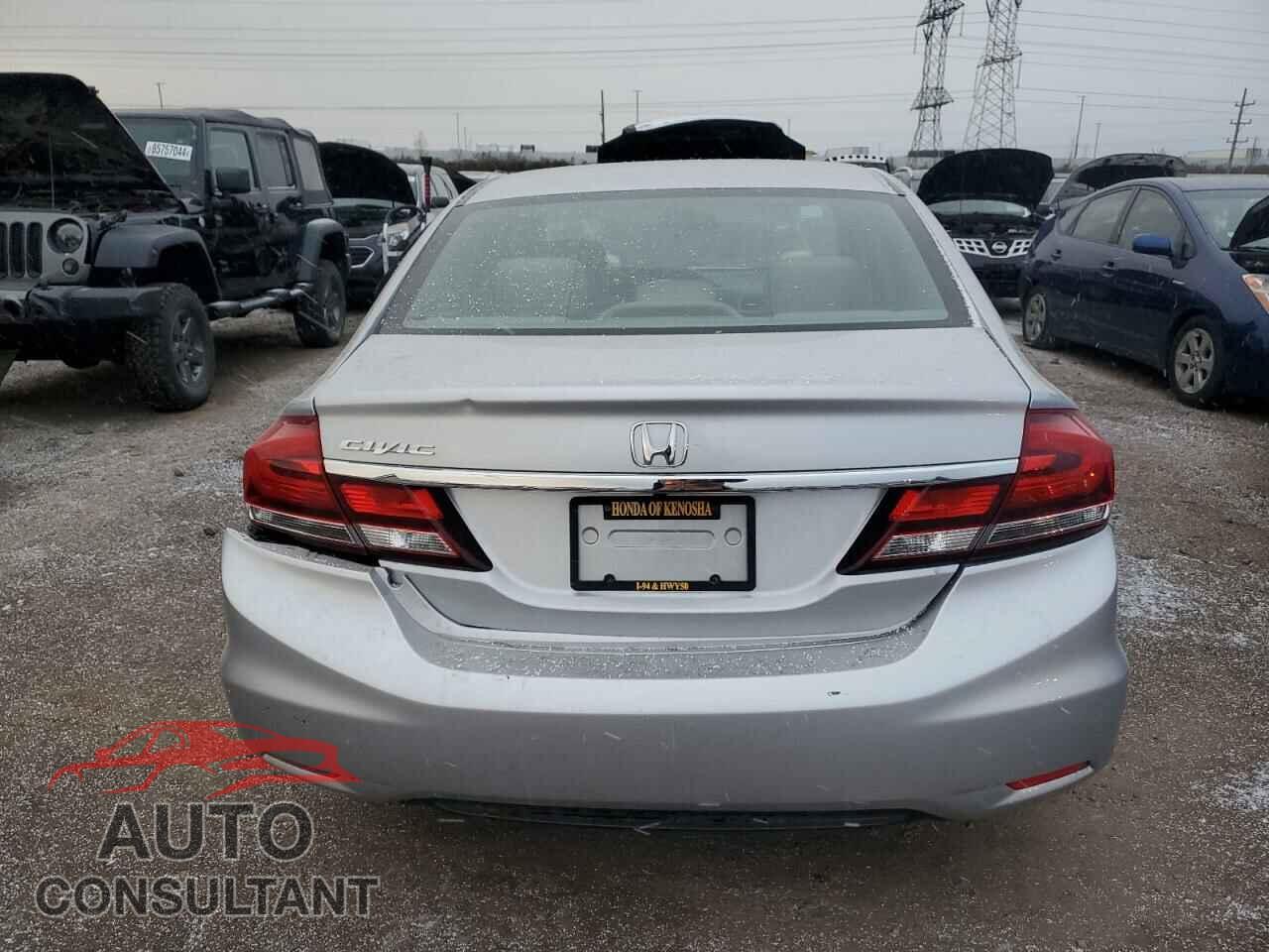 HONDA CIVIC 2013 - 2HGFB2F58DH575811