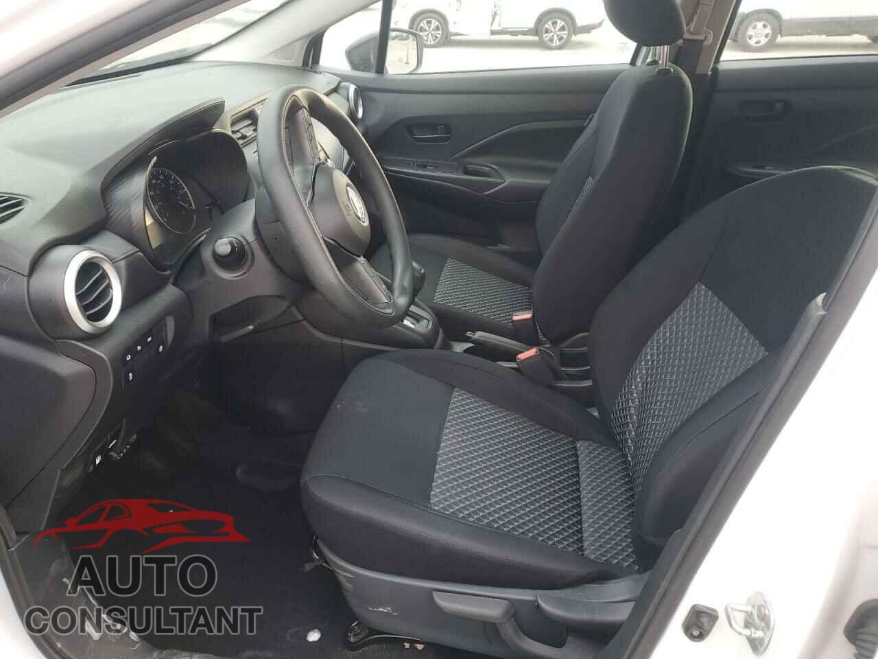 NISSAN VERSA 2024 - 3N1CN8DV4RL848954