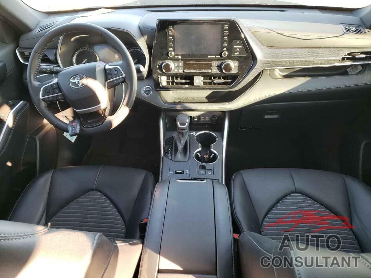 TOYOTA HIGHLANDER 2022 - 5TDLZRAH9NS134702