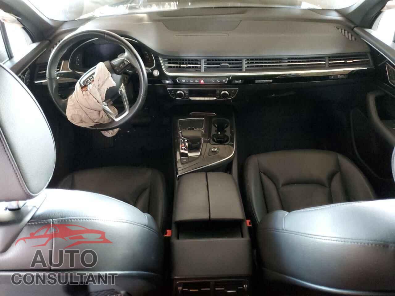 AUDI Q7 2017 - WA1LAAF72HD033343