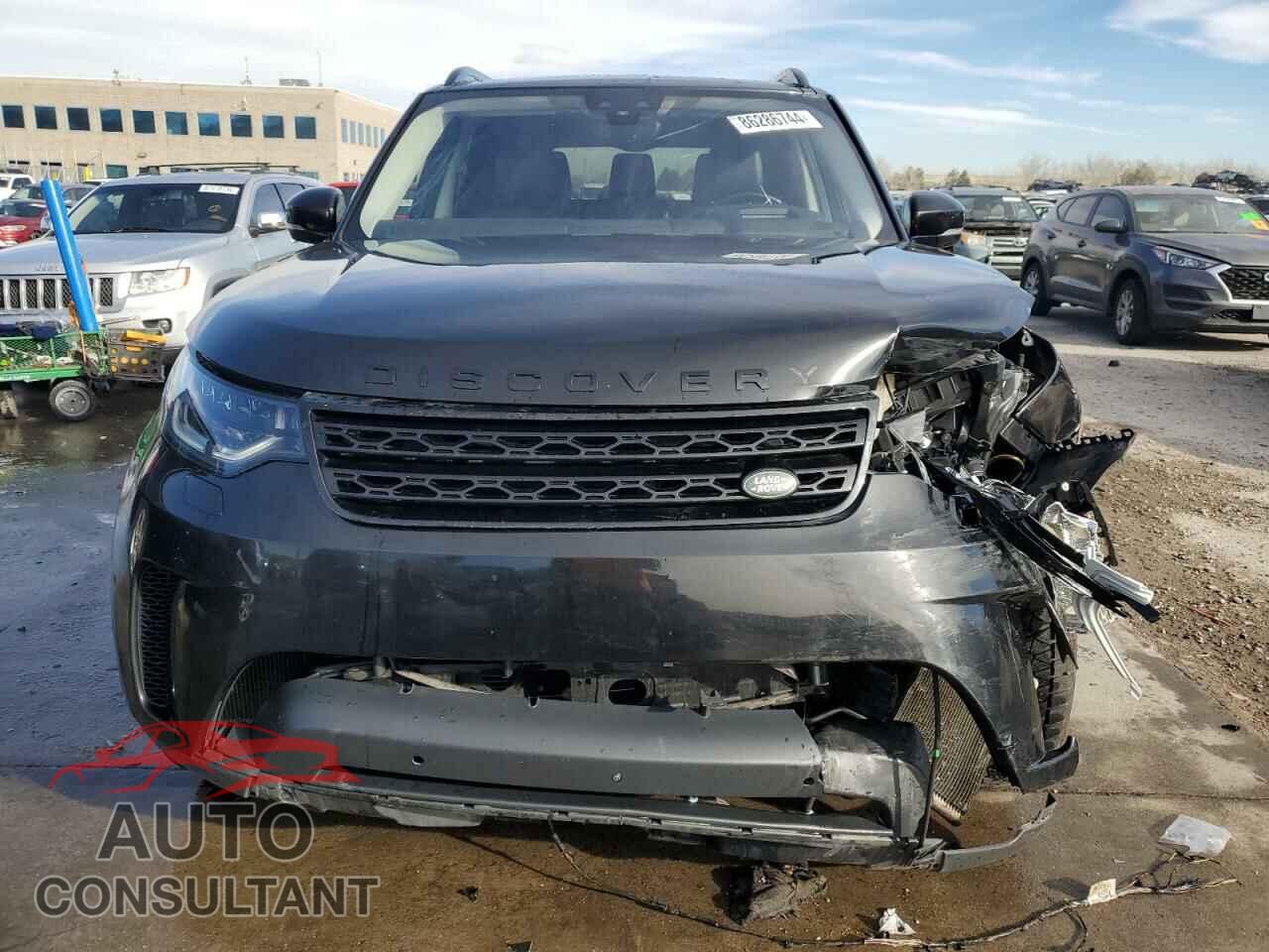 LAND ROVER DISCOVERY 2017 - SALRRBBV0HA020118