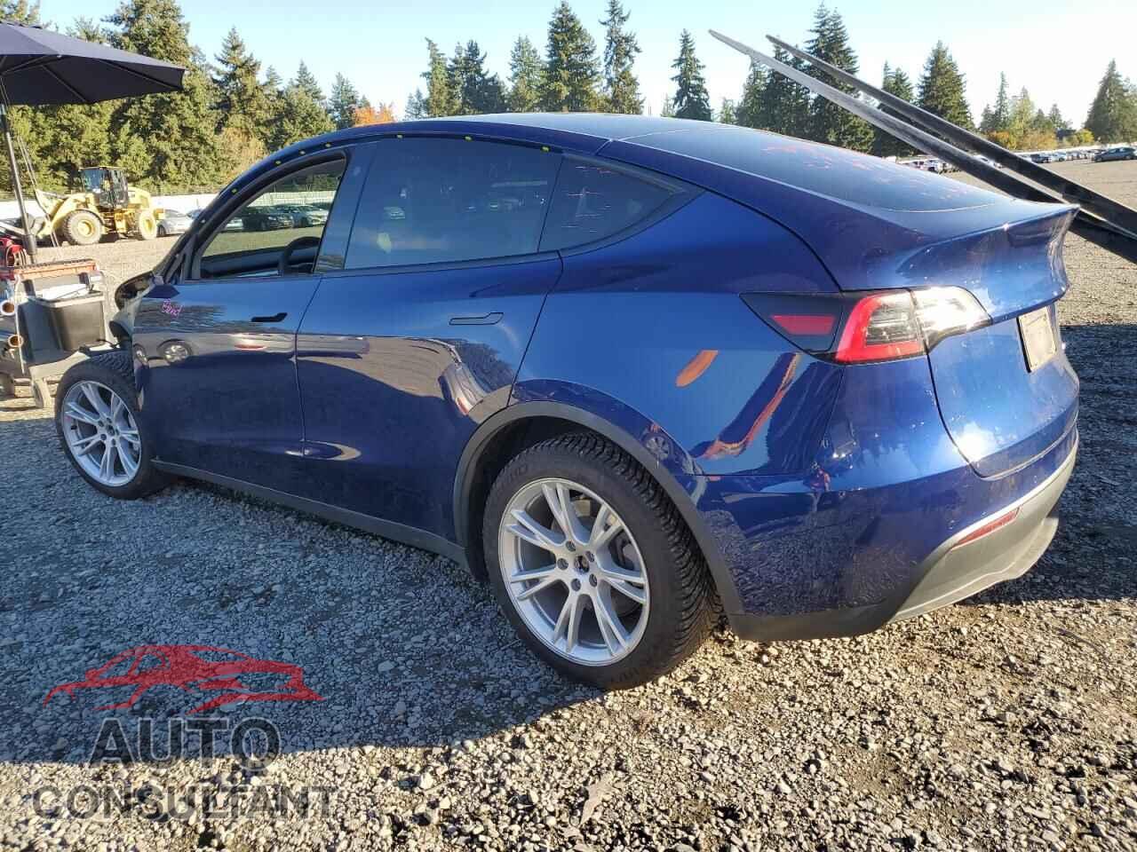 TESLA MODEL Y 2021 - 5YJYGDEE3MF138780