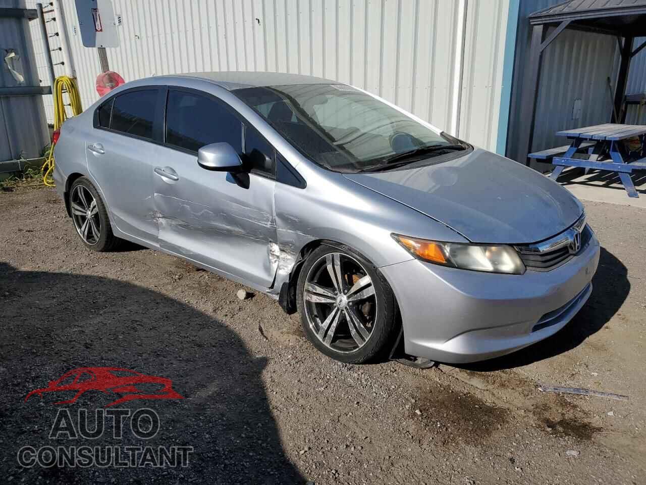 HONDA CIVIC 2012 - 2HGFB2F40CH024813