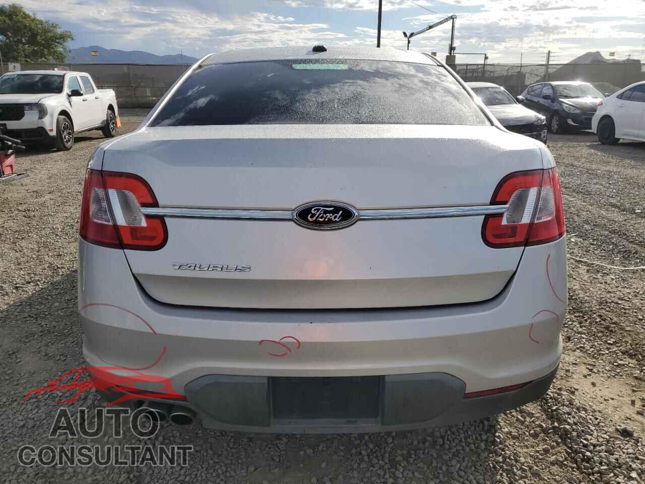 FORD TAURUS 2010 - 1FAHP2DW4AG161927