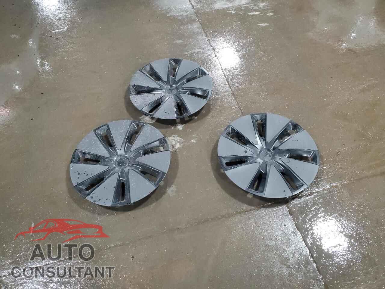 TESLA MODEL 3 2025 - 5YJ3E1EB7SF929055