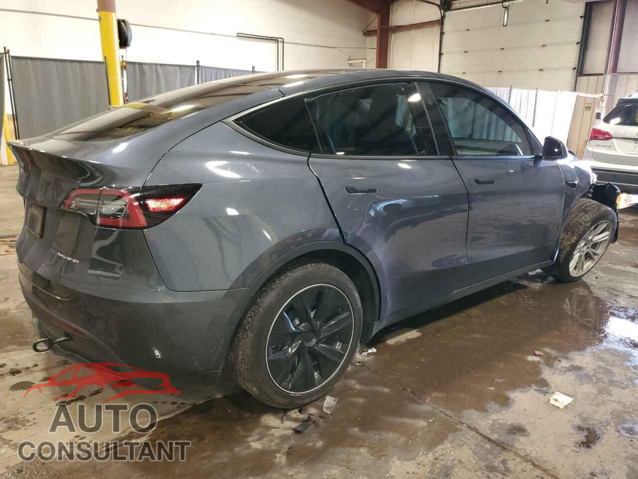TESLA MODEL Y 2023 - 7SAYGAEE3PF794726