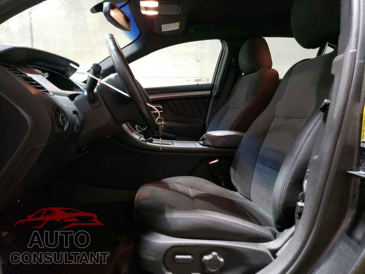 FORD TAURUS 2017 - 1FAHP2H84HG139089