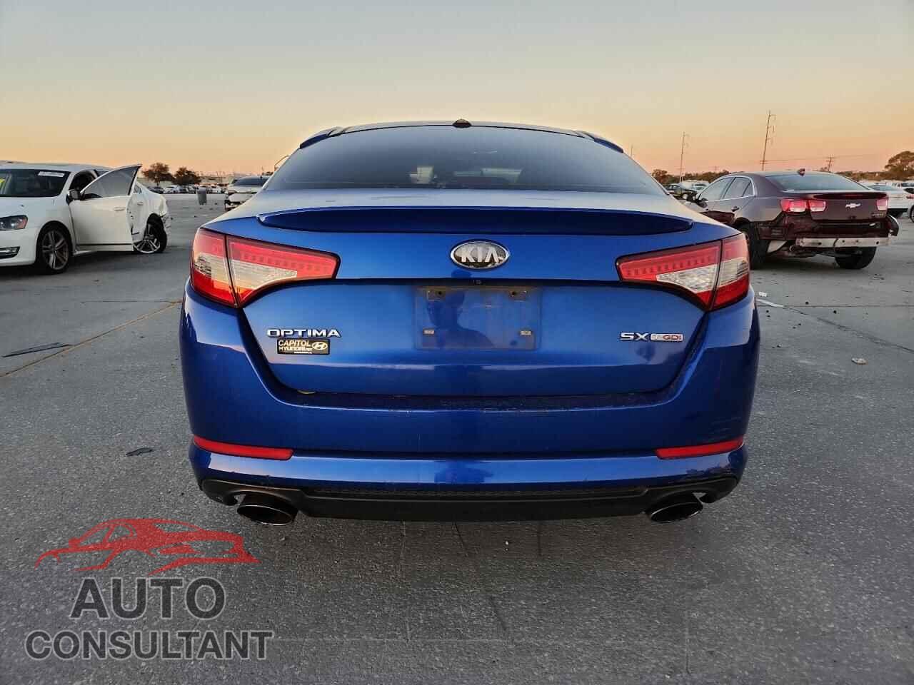 KIA OPTIMA 2013 - 5XXGR4A64DG106874
