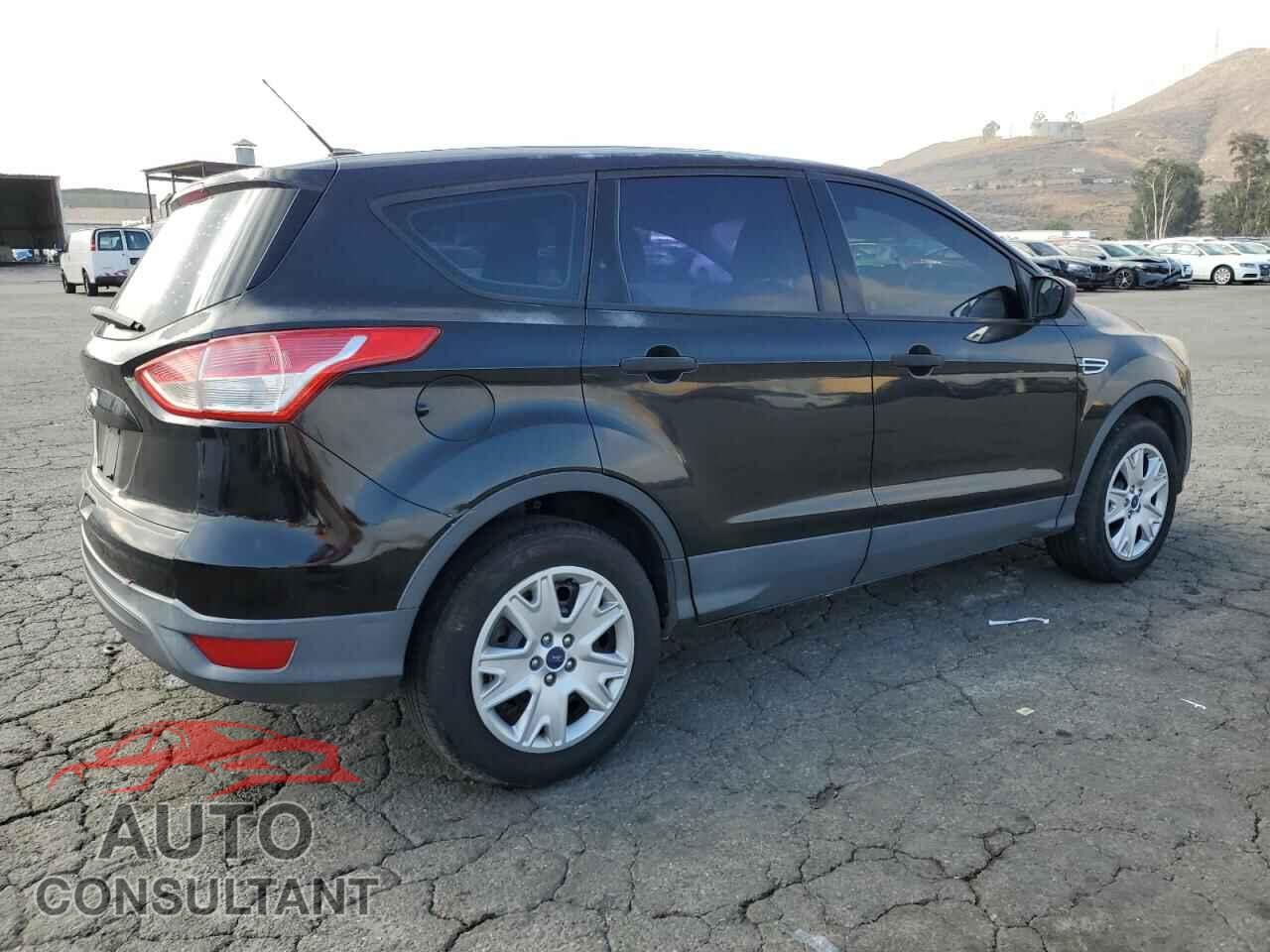FORD ESCAPE 2013 - 1FMCU0F70DUB83674