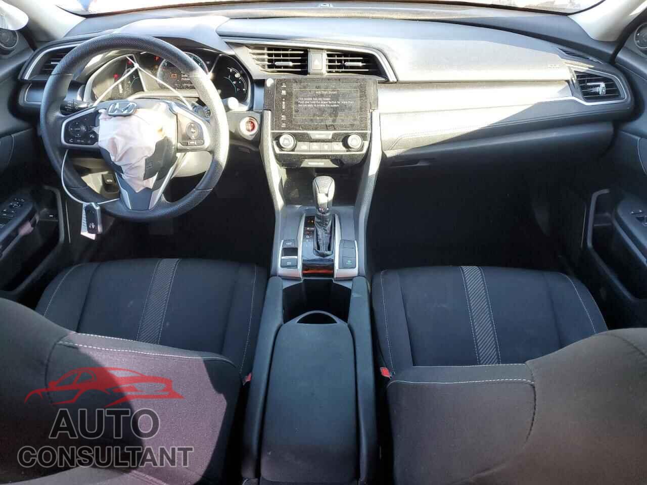 HONDA CIVIC 2018 - 2HGFC2F71JH607489