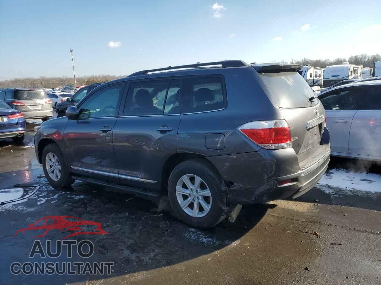 TOYOTA HIGHLANDER 2012 - 5TDBK3EH4CS132604